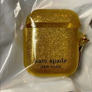 Kate Spade AirPod case with clip
